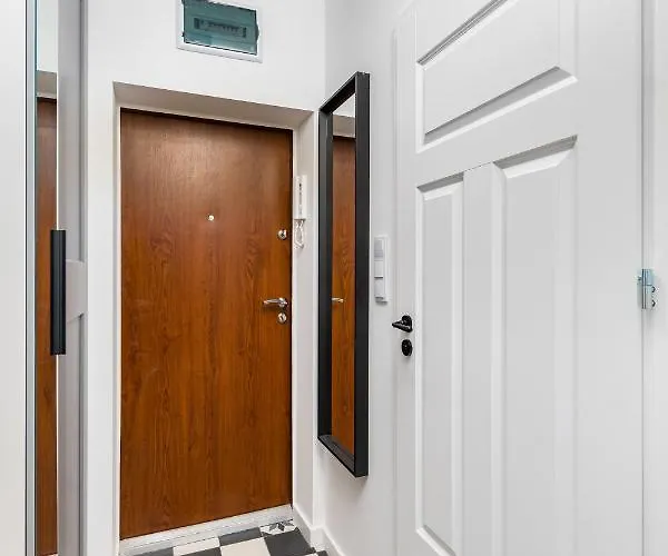 Apartment Grojecka 74 By Homeprime