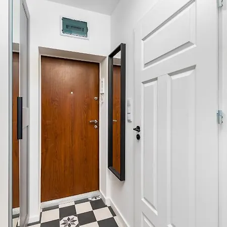 Apartment Grojecka 74 By Homeprime